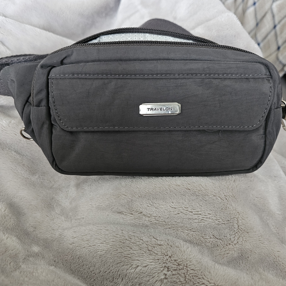 Travelon Essentials Anti-Theft Slim Belt Bag